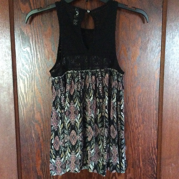 Babydoll Ruffled Top - Picture 5 of 6